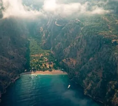 Butterfly Valley Glamping Campo de lujo *