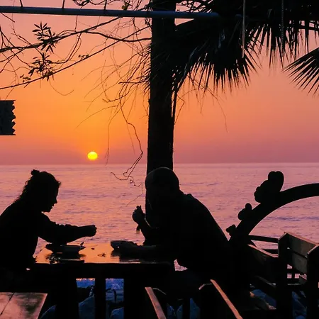 Campo de lujo Butterfly Valley Glamping Fethiye
